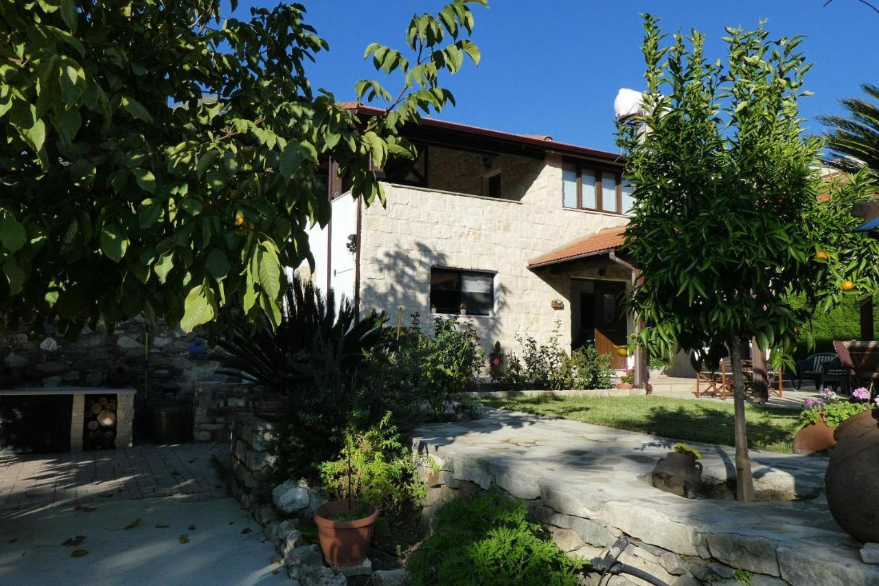 Lola'S Cottage & Garden Kalokhorio Zewnętrze zdjęcie